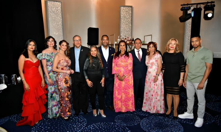 Wheelchair Foundation donará 2,500 sillas de ruedas a República Dominicana y reconoce al Dr. Cruz Jiminián