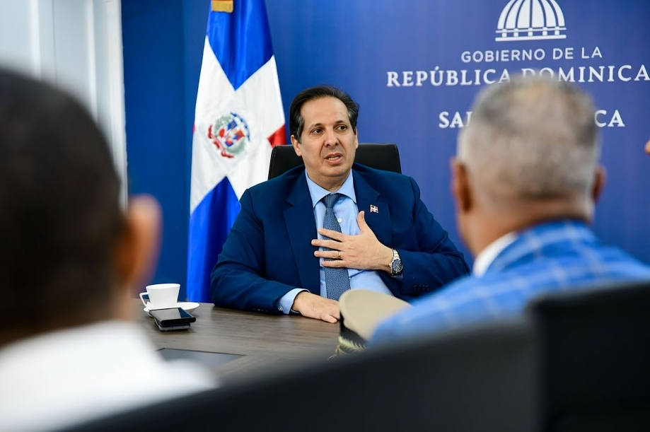 Ministerio de Salud y Migración coordinan controles sanitarios ante migración haitiana