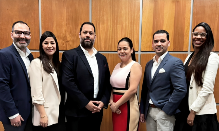 Dr. Félix Antonio Quezada Peralta asume la presidencia de la Sociedad Dominicana de Otorrinolaringología y Cirugía del Cuello para el período 2025-2027