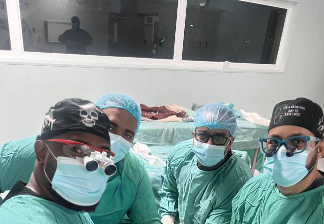 Relanzan Unidad de Cirugía de Miembros Superiores y Microcirugía en el Hospital Ney Arias Lora