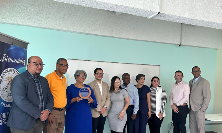 Filial Este del Colegio Dominicano de Cirujanos celebra el Día Nacional del Cirujano