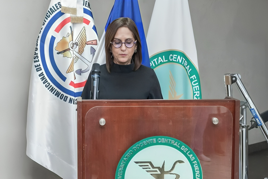 ADEOFA realiza donación de fármacos y equipos médicos al Hospital Universitario Docente Central de las Fuerzas Armadas