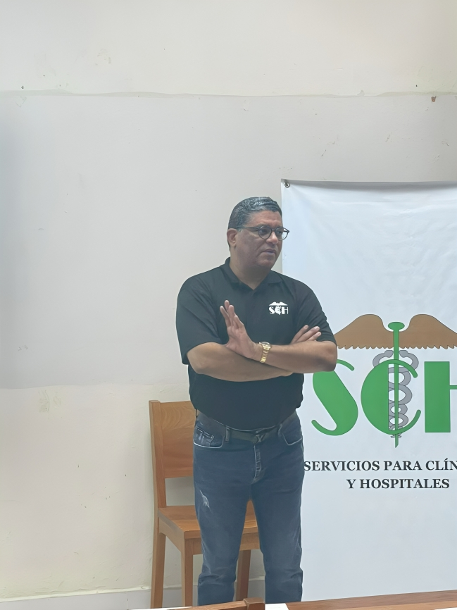 SCH presenta soluciones innovadoras para mejorar la infraestructura hospitalaria en la Región Enriquillo