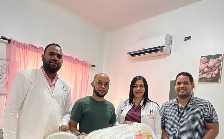 Dirección General del Hospital Municipal Hato del Yaque y Supérate RD entregan canasta a embarazadas Dirección General del Hospital Municipal Hato del Yaque y Supérate RD entregan canasta a embarazadas