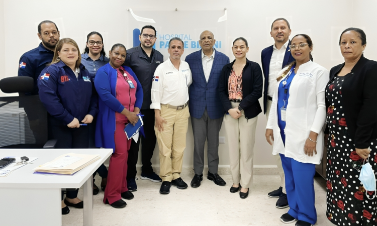 DAEH visita el Hospital Padre Billini para fortalecer la atención en emergencias