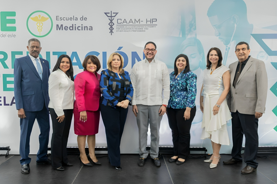 Escuela de Medicina de la UCE obtiene acreditación internacional de Caam-hp