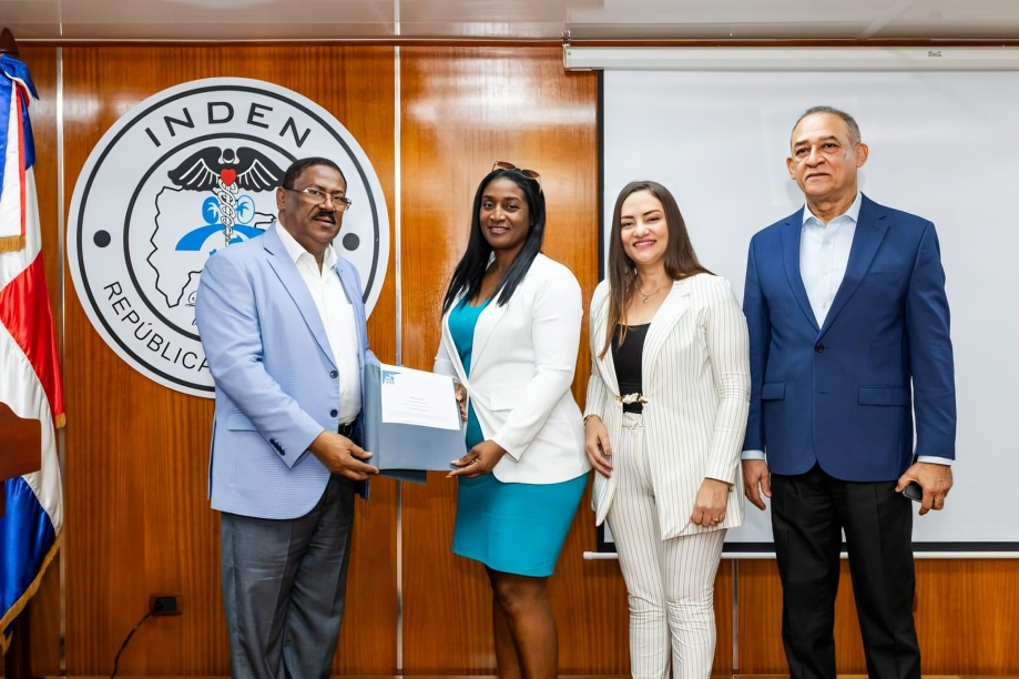 SNS e INDEN lanzan programa de capacitaciones para mejorar el manejo de la diabetes en el país