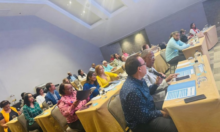 SNS fortalece la prevención de la transmisión maternoinfantil del VIH y sífilis