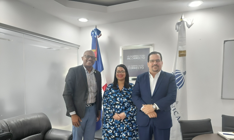 CMD lanza el Registro Nacional de Médicos con respaldo del Ministerio de Salud Pública