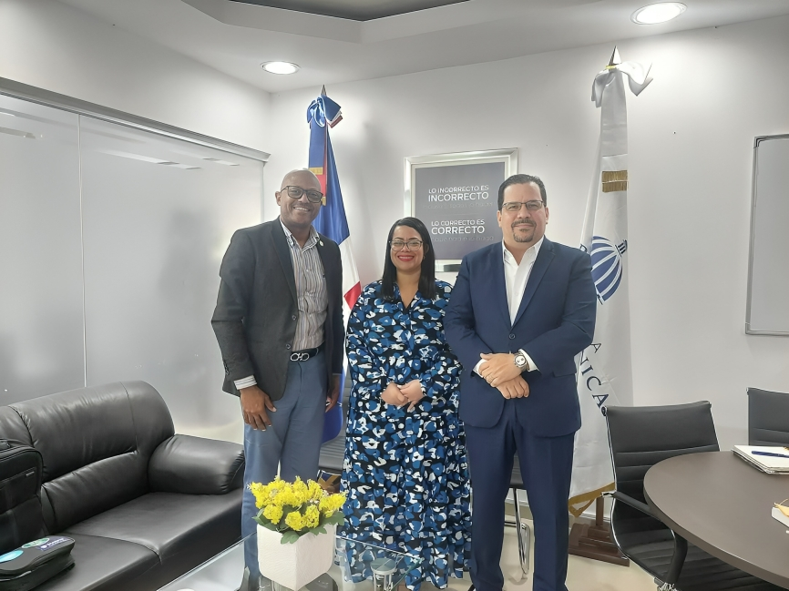 CMD lanza el Registro Nacional de Médicos con respaldo del Ministerio de Salud Pública CMD lanza el Registro Nacional de Médicos con respaldo del Ministerio de Salud Pública