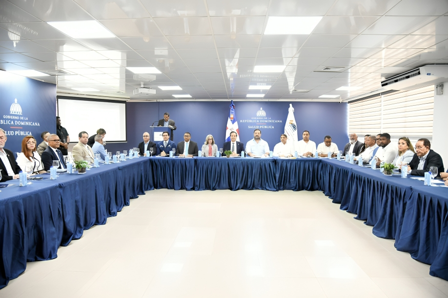 Gobierno implementa medidas estrictas para evitar intoxicaciones por plaguicidas en escuelas