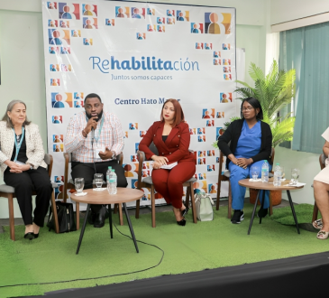 Rehabilitación de Hato Mayor realiza panel sobre estrategias para la atención domiciliaria de pacientes con discapacidad