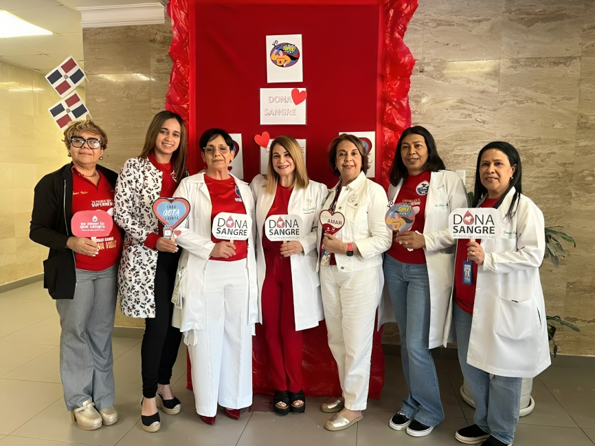 Hospital Arturo Grullón y Banco de Sangre de Santiago realizan jornada de donación para niños Hospital Arturo Grullón y Banco de Sangre de Santiago realizan jornada de donación para niños