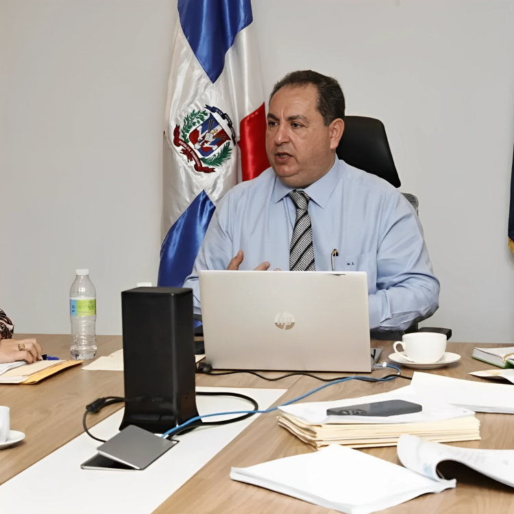 SNS fortalece estrategia para mejorar atenciones médicas en la Red Pública