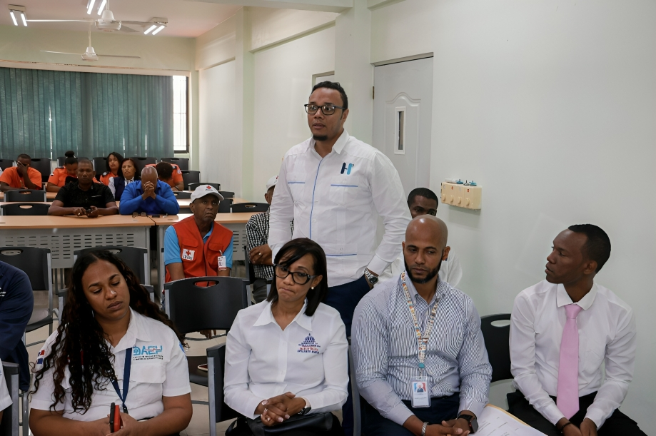 Rehabilitación de Hato Mayor realiza panel sobre estrategias para la atención domiciliaria de pacientes con discapacidad
