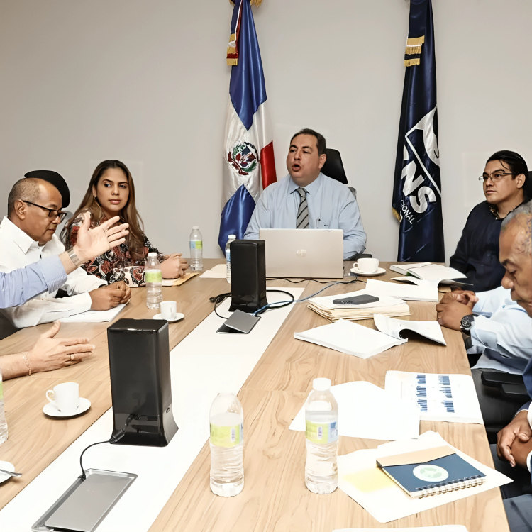 SNS fortalece estrategia para mejorar atenciones médicas en la Red Pública