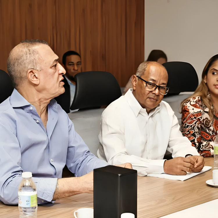 SNS fortalece estrategia para mejorar atenciones médicas en la Red Pública