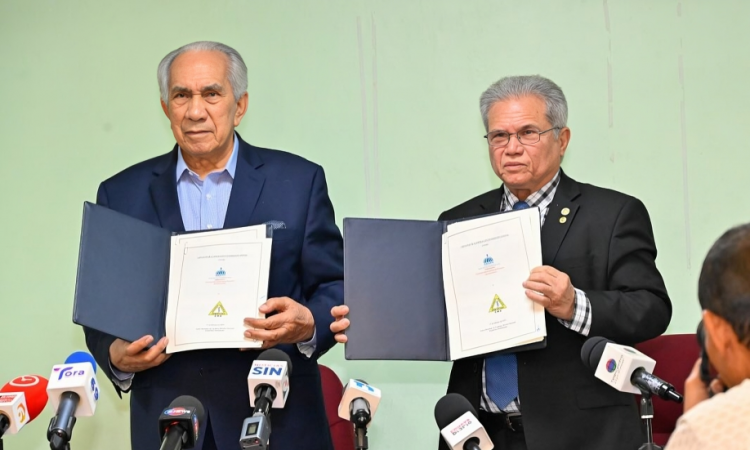 CMD y CONAPE firman acuerdo histórico para el bienestar de médicos envejecientes