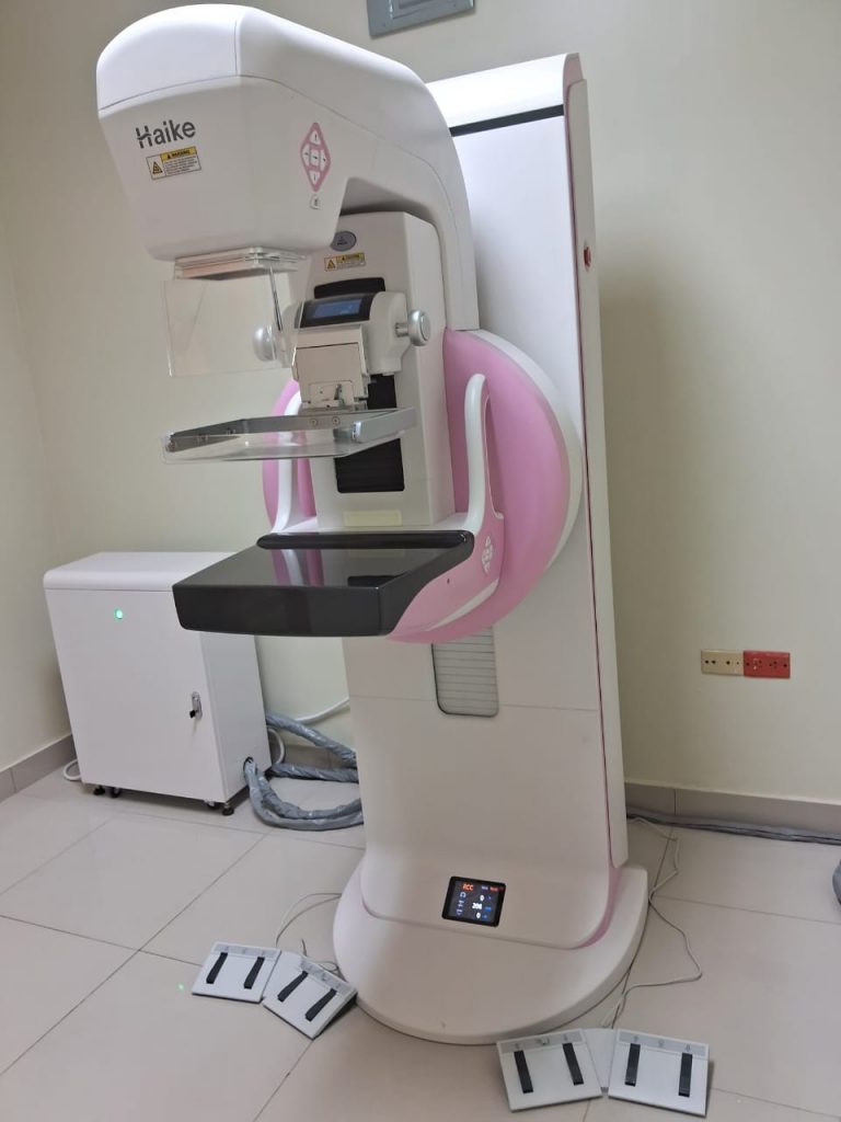 Hospital Materno Dr. Reynaldo Almánzar incrementa mamografías con equipo donado por OIEA