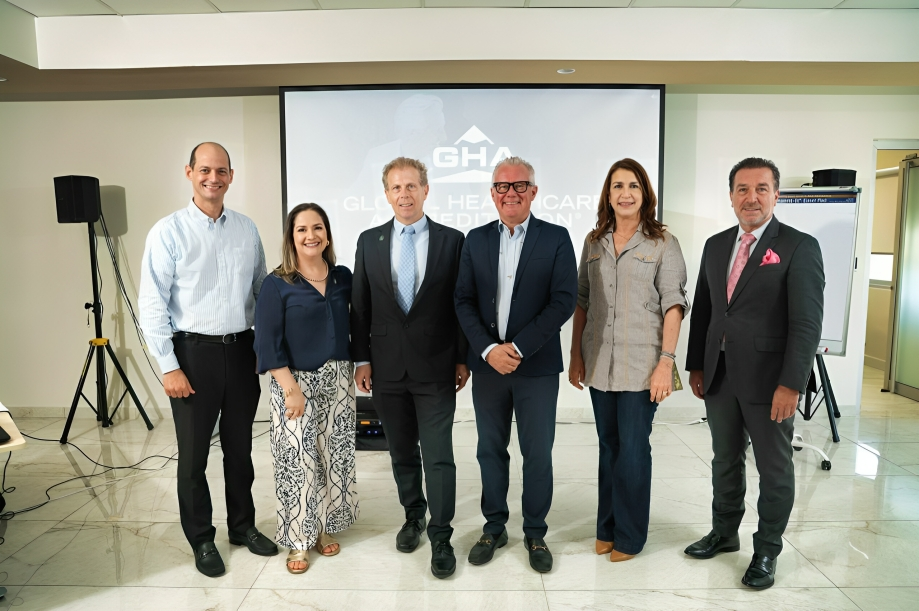 Nicklaus Children’s Hospital y Médico Express firman acuerdo para fortalecer la atención pediátrica en República Dominicana
