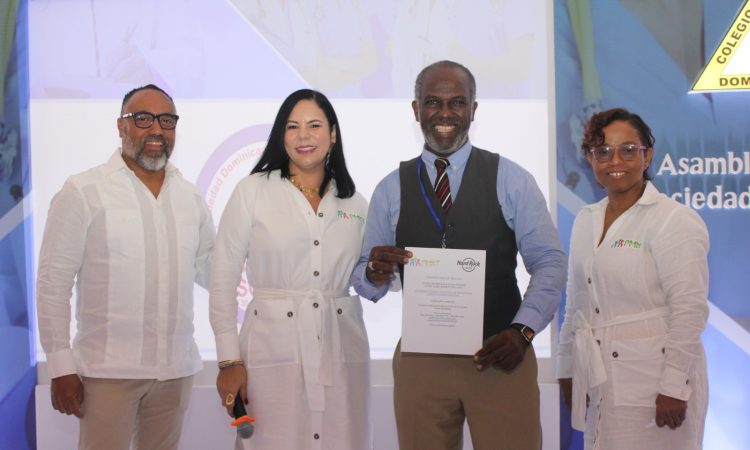 Reconocimientos y premios destacan en la Asamblea Nacional del CNSME-CMD