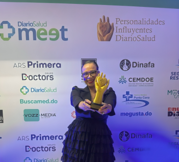 Dra. Alexandra Hichez recibe prestigioso premio por su impacto en la salud mental en República Dominicana
