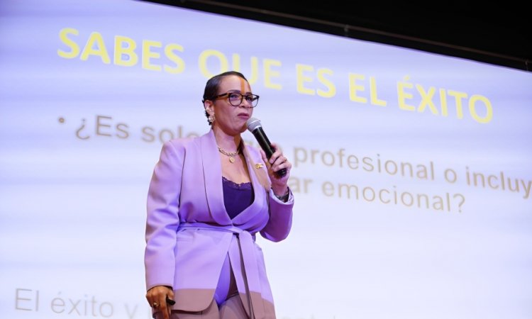 Evento «Mujer, Imagen y Éxito» reúne a 200 empresarias en un espacio de empoderamiento y liderazgo