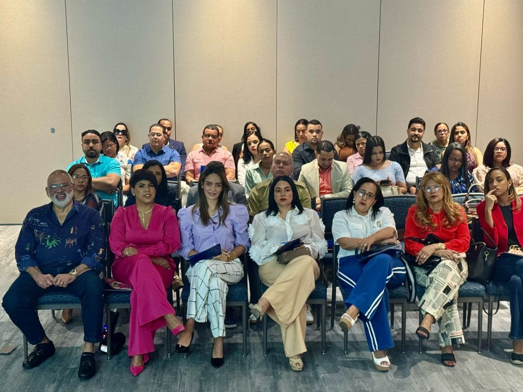 SODOG realizó exitosa Conferencia sobre Endometriosis con especialistas en salud femenina