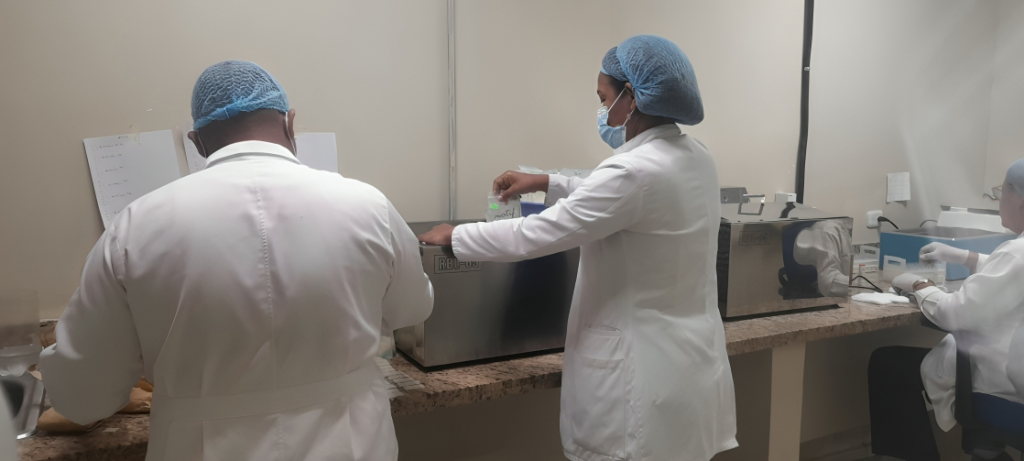 HUMNSA establece récord de recolección de leche materna con más de 50 mil CC