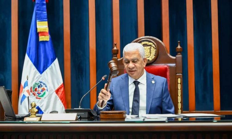 Senado aprueba en primera lectura proyecto de ley para regular el turismo de salud en República Dominicana