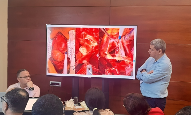 Octapharma impulsa la formación médica en hemorragias masivas con su primer taller en República Dominicana