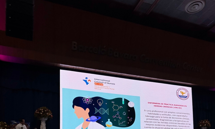 ADOHER destaca el rol de la enfermería en el manejo integral de heridas crónicas durante congreso nacional