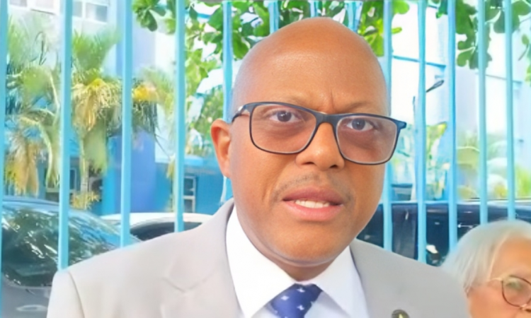 CMD ratifica paro nacional de 48 horas por despidos de médicos y falta de respuestas a sus demandas