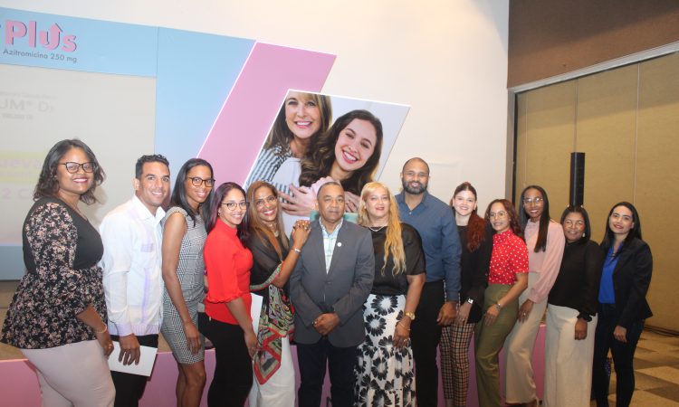 Simposio médico marcó el lanzamiento de nuevo tratamiento con enfoque en salud cardiovascular y ginecológica