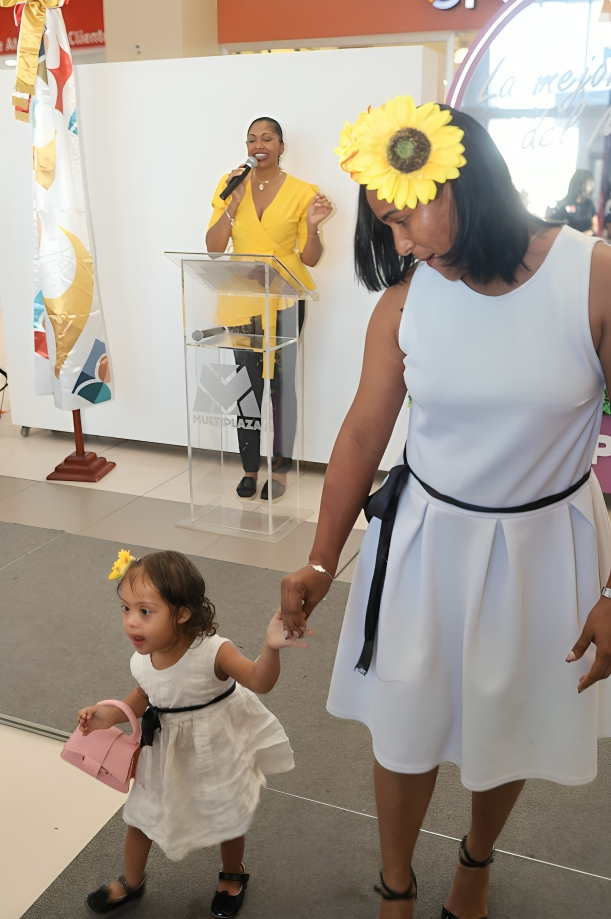 Pasarela Inclusiva en La Romana celebra la diversidad con emoción y esperanza