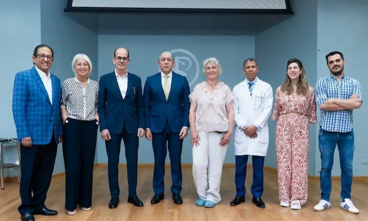 Hospital Plaza de la Salud impulsa formación en trasplante hepático pediátrico con curso pionero