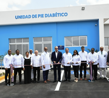 Presidente Abinader inaugura unidad de pie diabético en Hospital de Herrera, Marcelino Vélez Santana