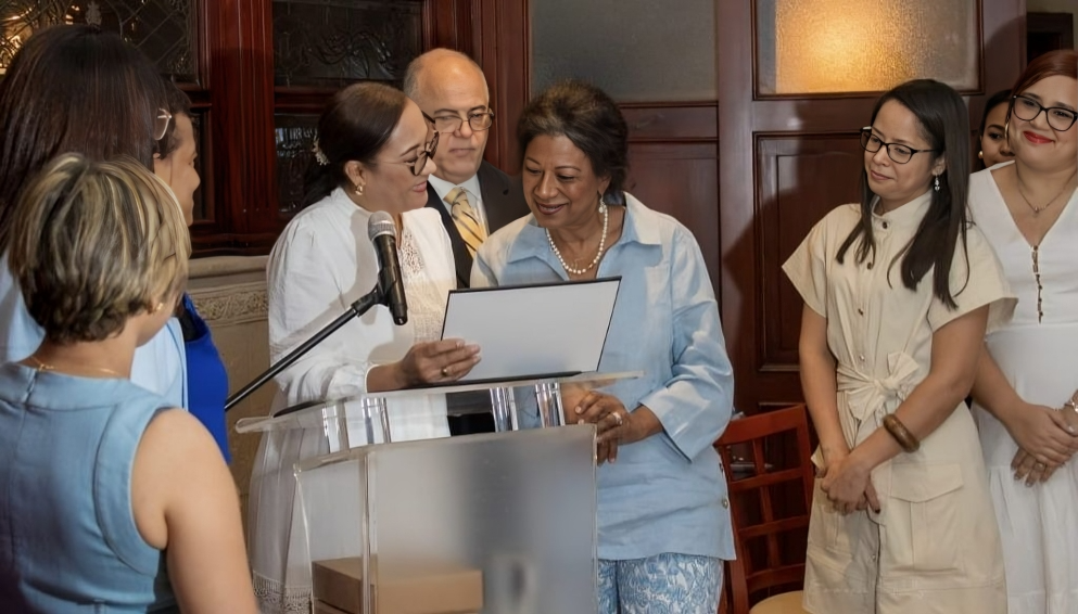 Sociedad Dominicana de Cardiología Pediátrica reconoce a profesionales que han dejado huella en la salud infantil y la formación médica