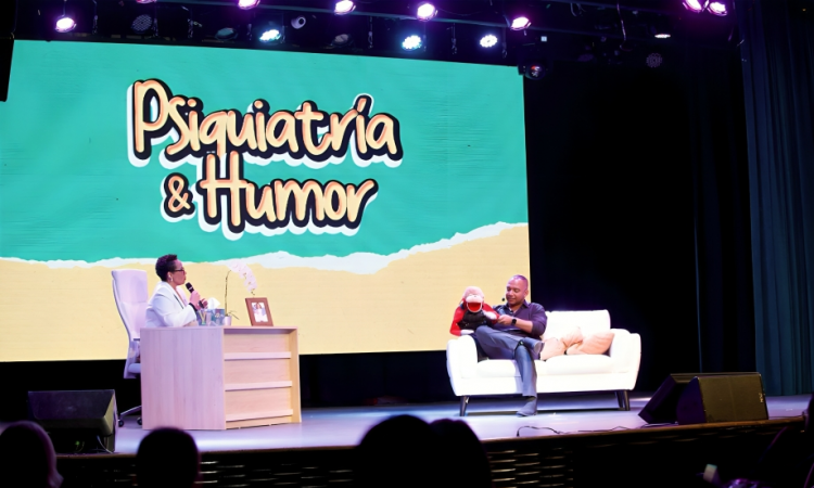 Éxito rotundo del evento 'Psiquiatría & Humor' con la Dra. Hichez y Liondy Ozoria