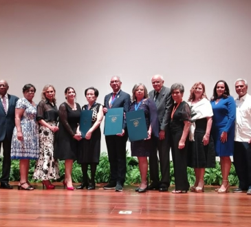 Sociedad Dominicana de Pediatría reconoce a tres eminencias médicas con el título Pediatra Emérito