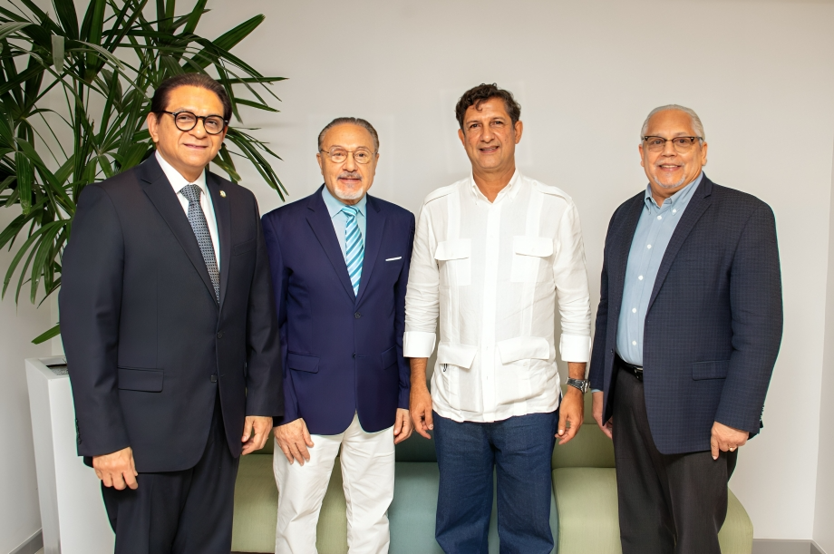 Unión Médica del Norte comparte visión empresarial con el Ingeniero Manuel Estrella