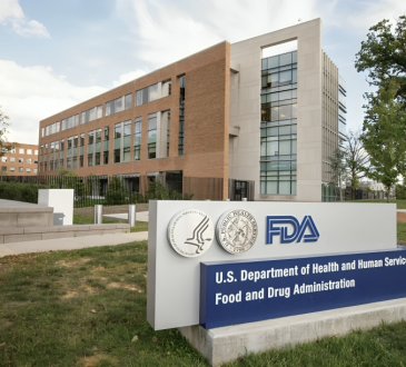 Nueva esperanza contra tumor cerebral raro: FDA aprueba terapia oral con 22% de respuesta