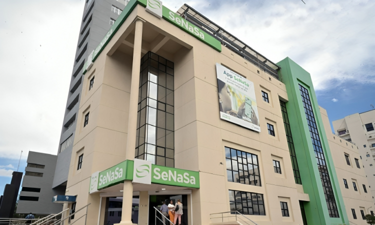 SENASA garantiza acceso a medicamentos tras resolución de la DGCP sobre contrato con Farmacard