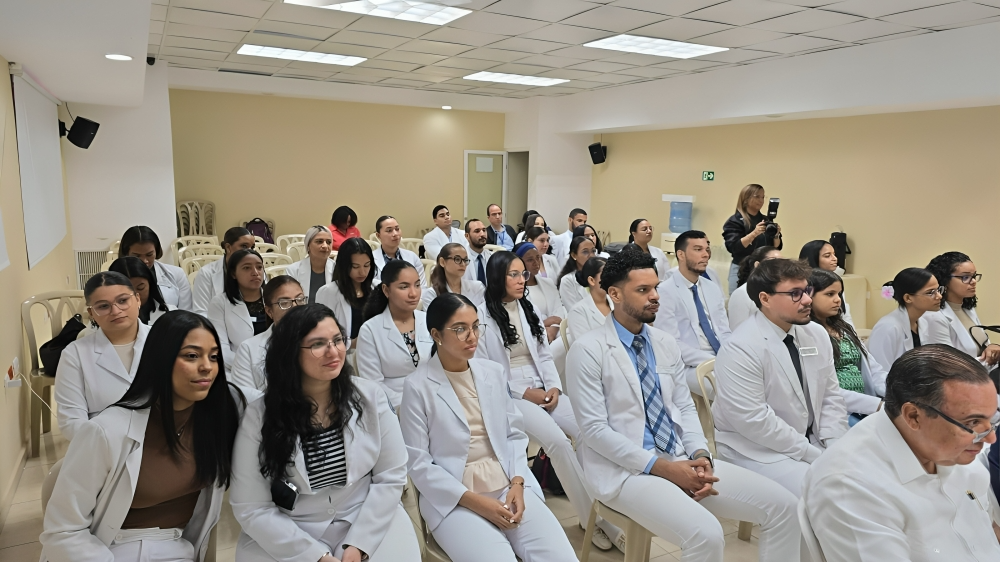 OPS y ADOFEM fortalecen estrategia y plan de acción para control de tabaco en las Universidades