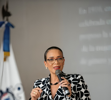 Dra. Alexandra Hichez reitera al presidente Abinader solicitud de hospital psiquiátrico nacional