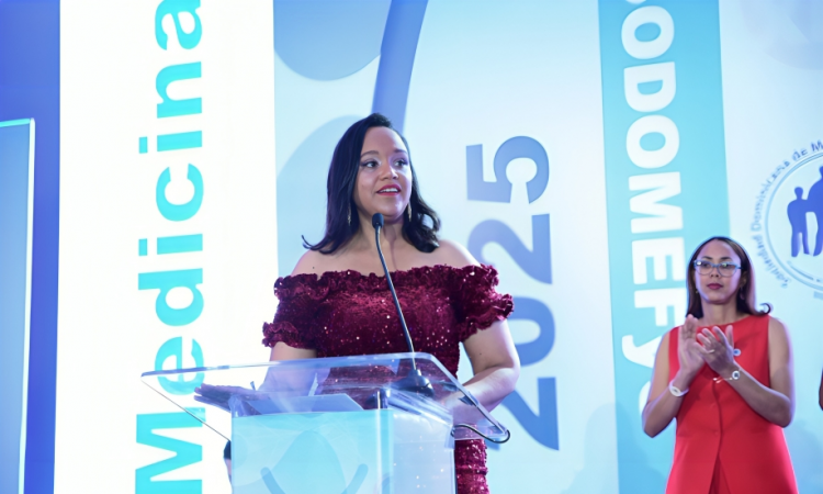 Especialistas aseguran urge mayor inversión y reconocimiento de la medicina familiar en la atención primaria