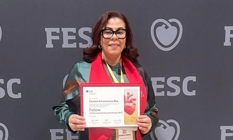 Dra. Carmen Encarnación recibe título Fellow de Sociedad Europea de Cardiología Dra. Carmen Encarnación recibe título Fellow de Sociedad Europea de Cardiología