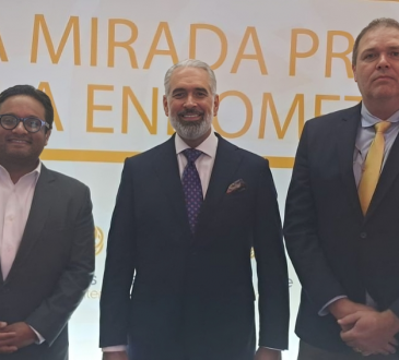 Especialistas nacionales e internacionales analizan avances en endometriosis en simposio científico