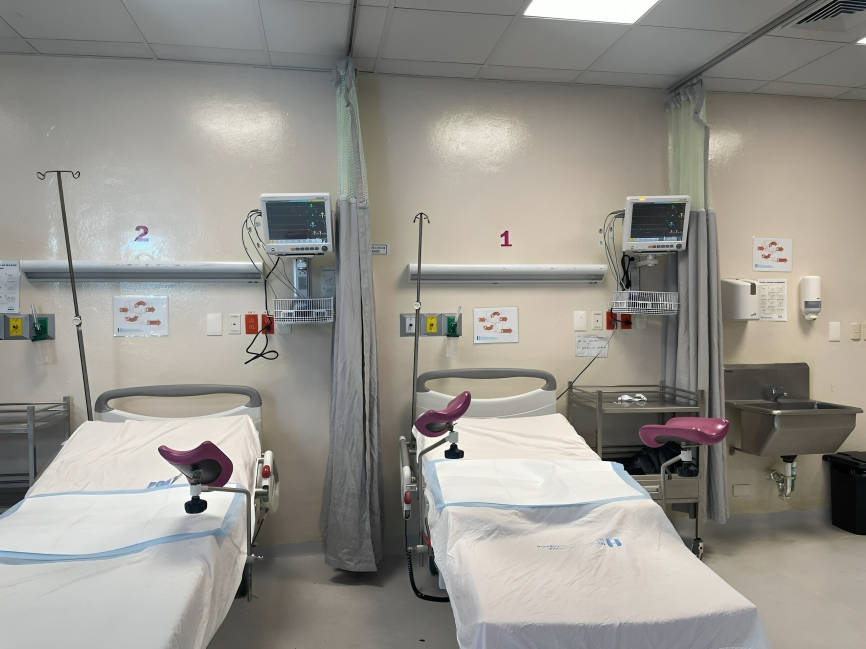 Maternidad La Altagracia fortalece seguridad en partos con 15 nuevos monitores de signos vitales