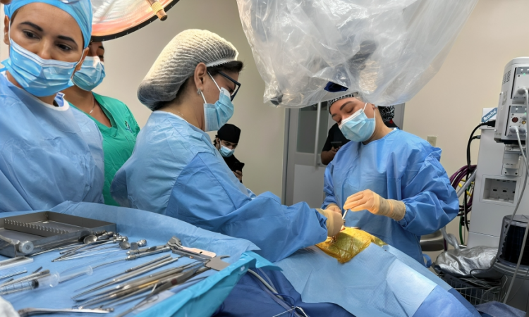 HOMS realiza con éxito cirugía de implante coclear en niña de cuatro años